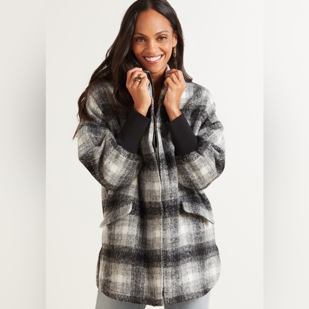Steve Madden Plaid Shacket Size Medium